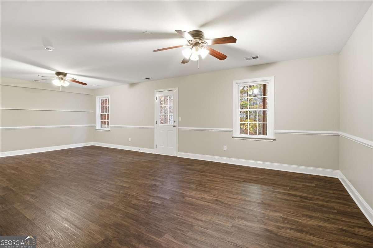 1029 Chatsworth Lane Woodstock - 22