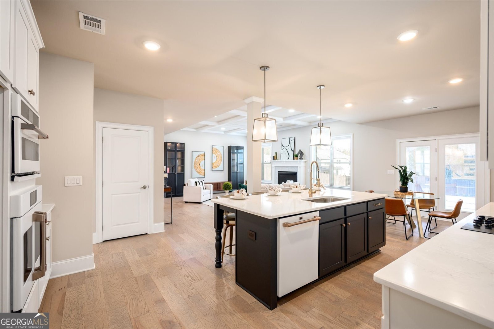 5381 Front Runner Court Sugar Hill - 16