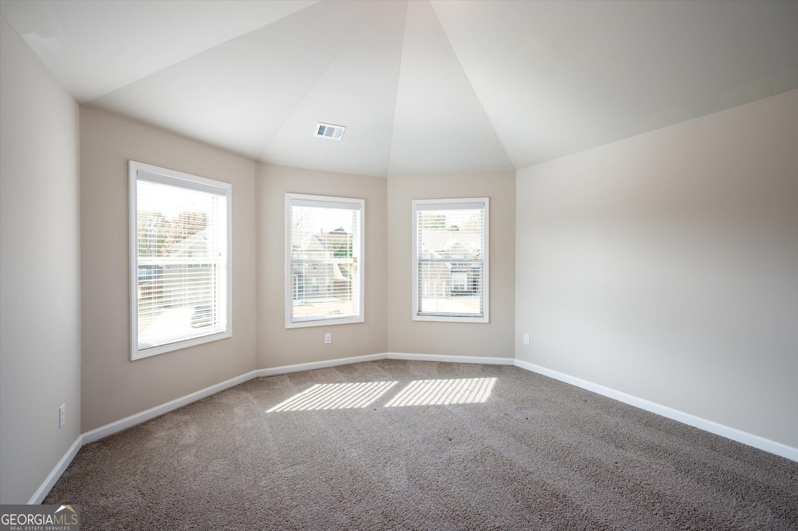 5381 Front Runner Court Sugar Hill - 32