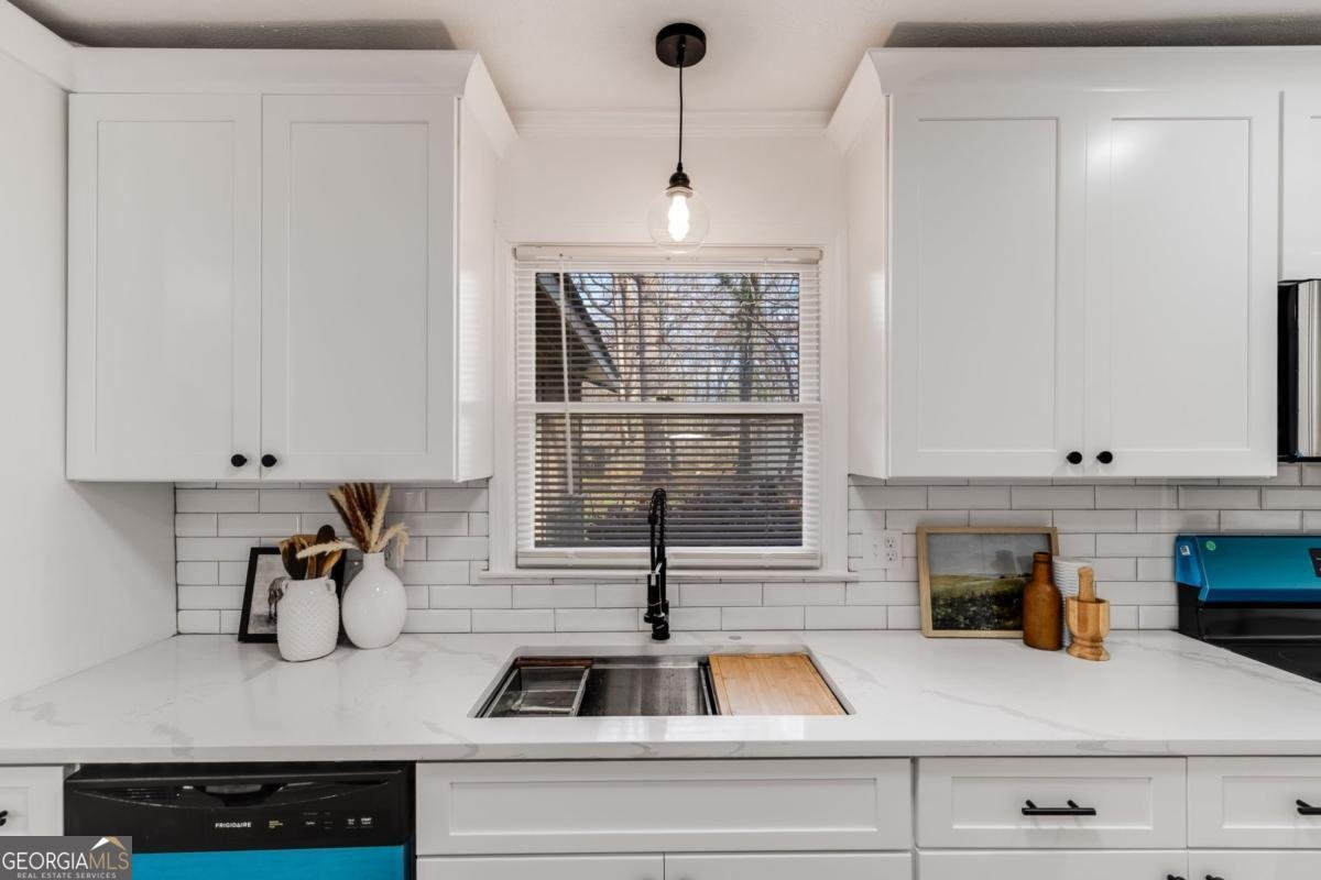 174 Tammy Drive Dallas - 2