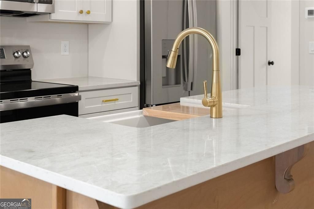 477 Thomason Road Cleveland - 15