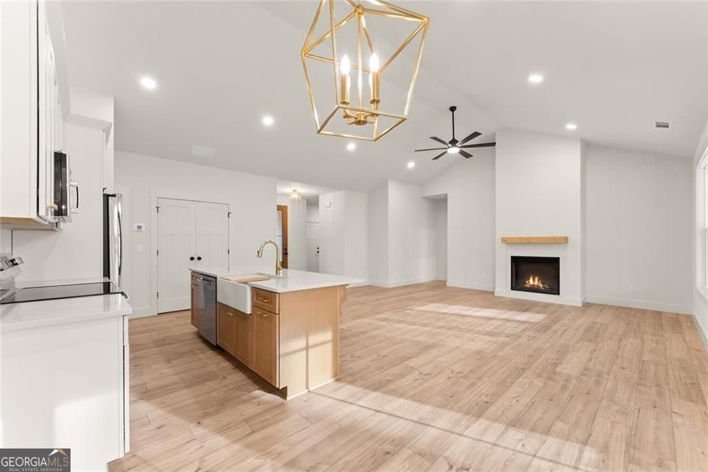 477 Thomason Road Cleveland - 18