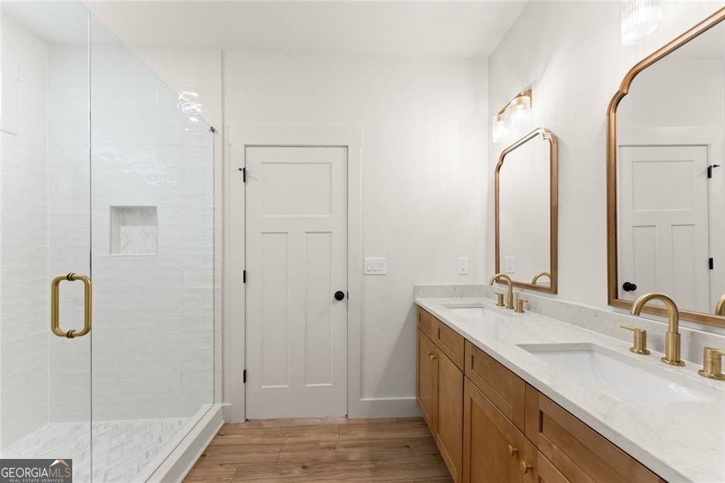 477 Thomason Road Cleveland - 26