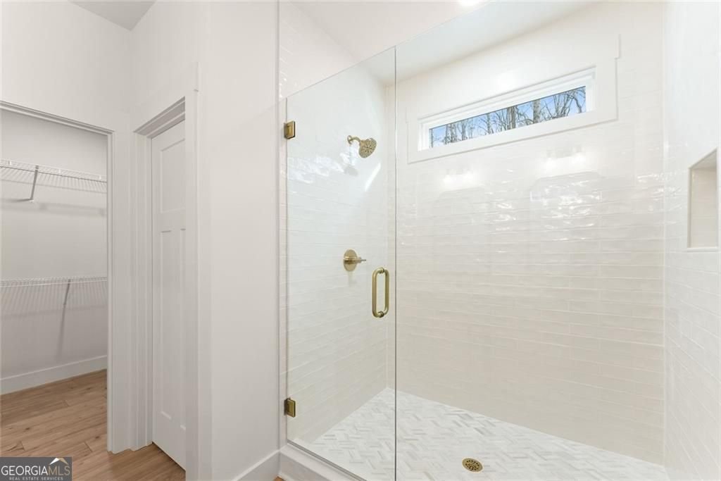 477 Thomason Road Cleveland - 28