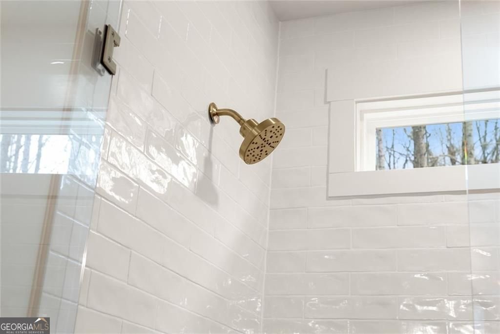 477 Thomason Road Cleveland - 29