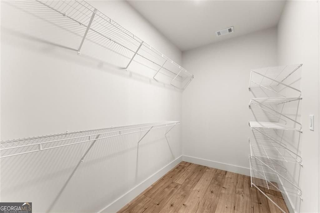 477 Thomason Road Cleveland - 34