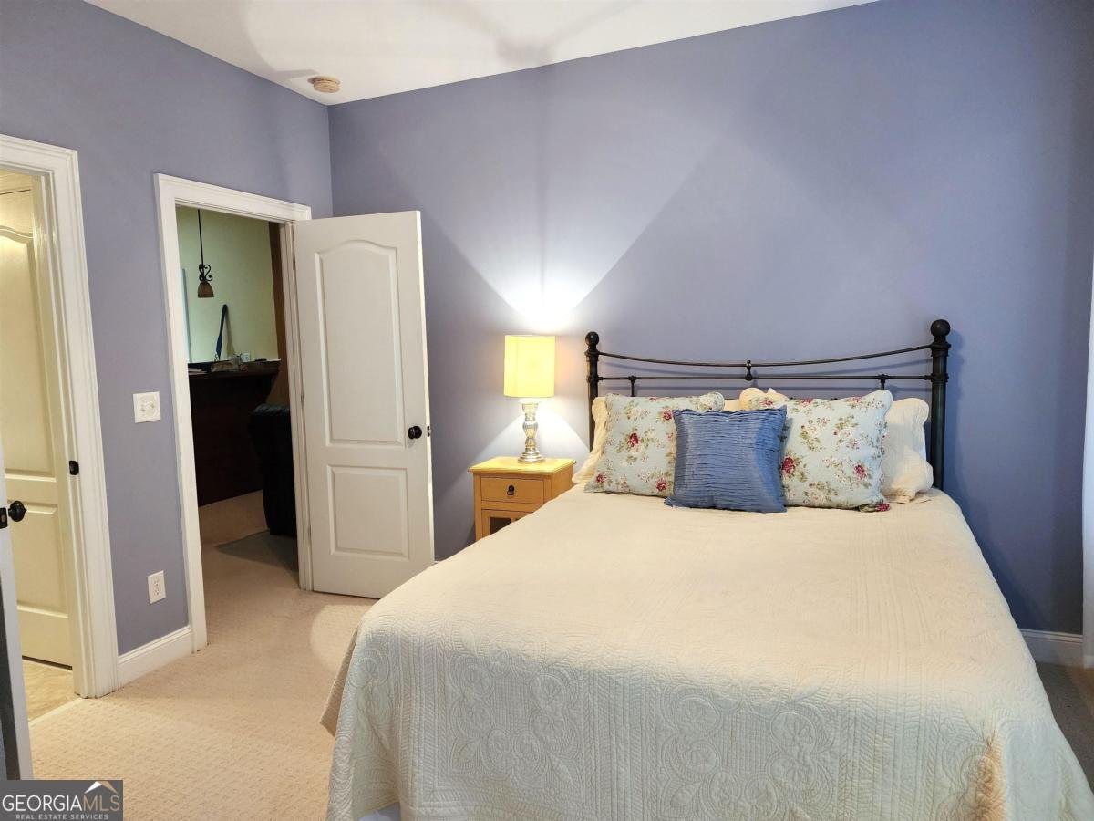 1091 Bouldercrest Way Greensboro - main photo