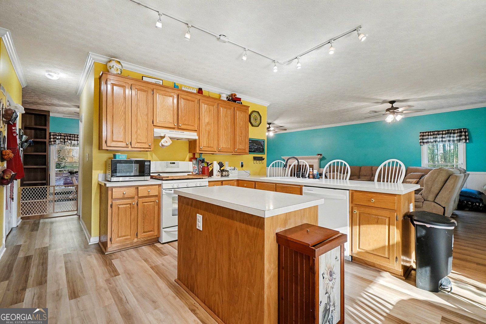 4563 Meadows Road Powder Springs - 13