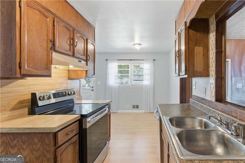 737 Scott Lane Marietta - 11