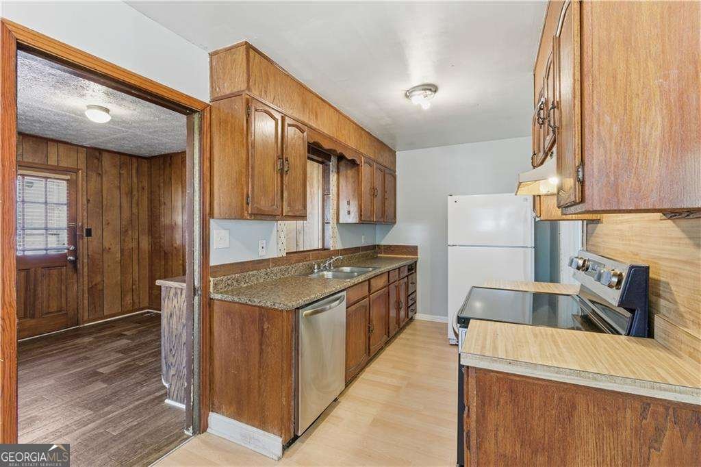 737 Scott Lane Marietta - 12