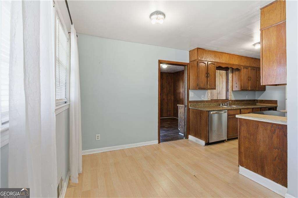 737 Scott Lane Marietta - 8