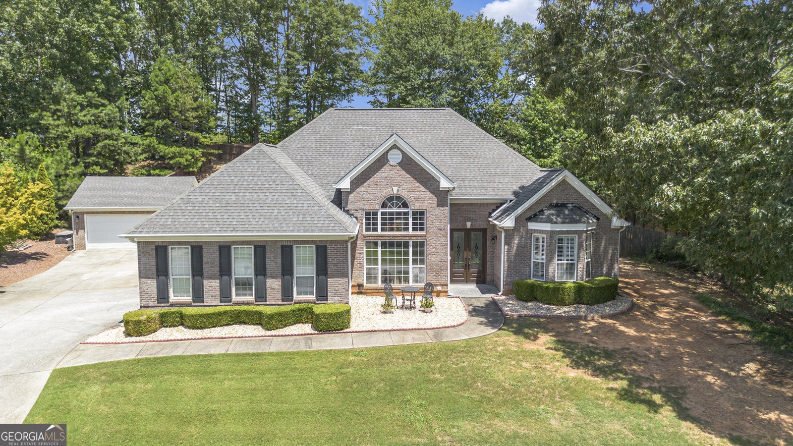 606 Gold Crest Drive Braselton - 1