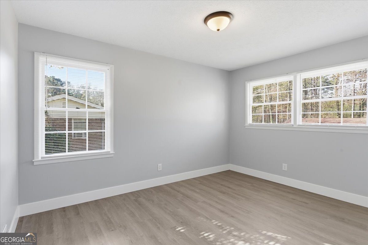 5674 Sandhurst Drive Forest Park - 13