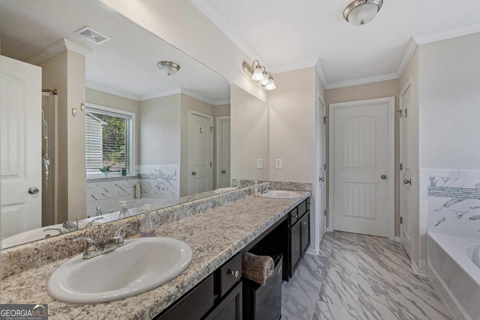 345 Stable View Loop Dallas - 12