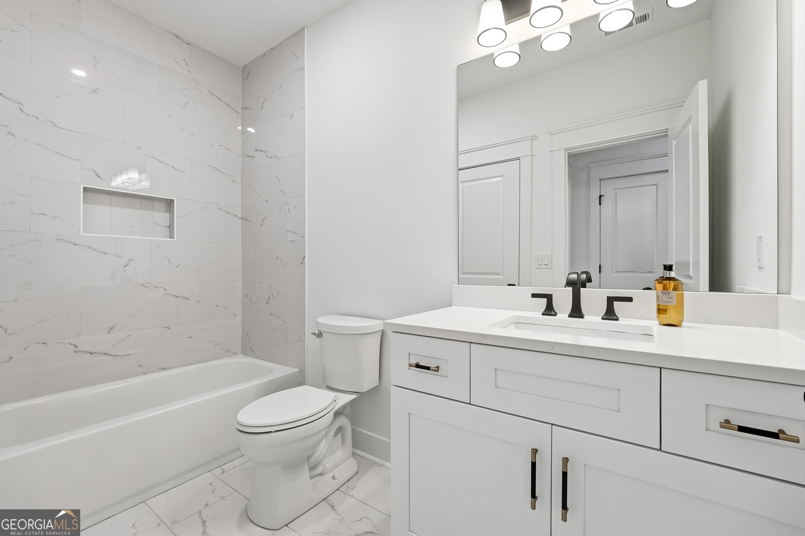 3590 Fleming Drive Cumming - 37