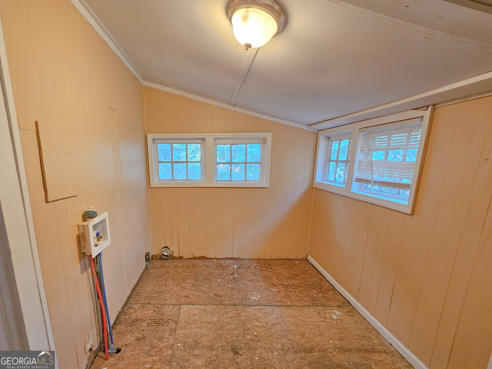 4322 Mikado Avenue Macon - 13