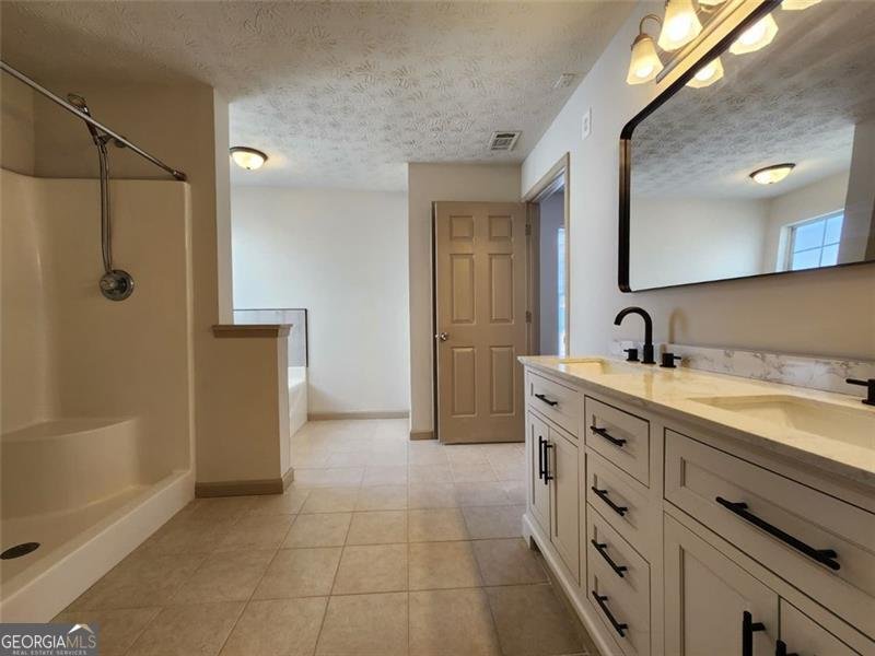 424 VILLAGE BLUFF Drive Lawrenceville - 5