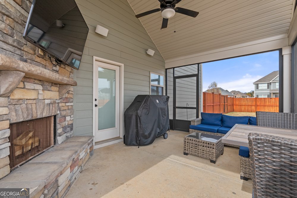 2 Pearl Moss Lane Kathleen - 38