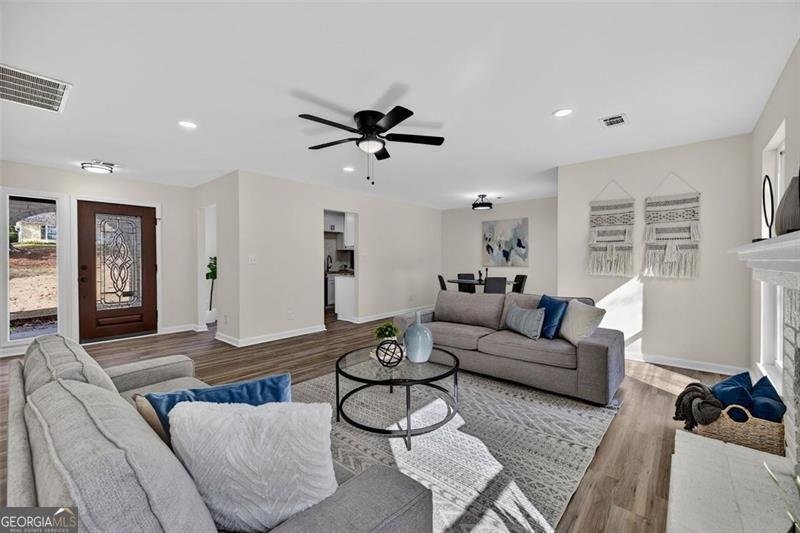 1188 Cottonwood Lawrenceville - 7