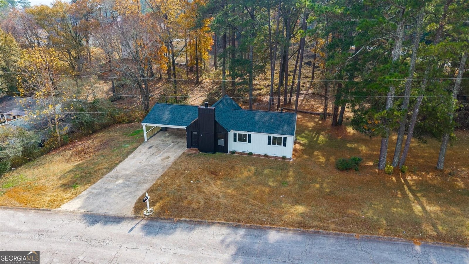 6145 Plumcrest Road Douglasville - 2