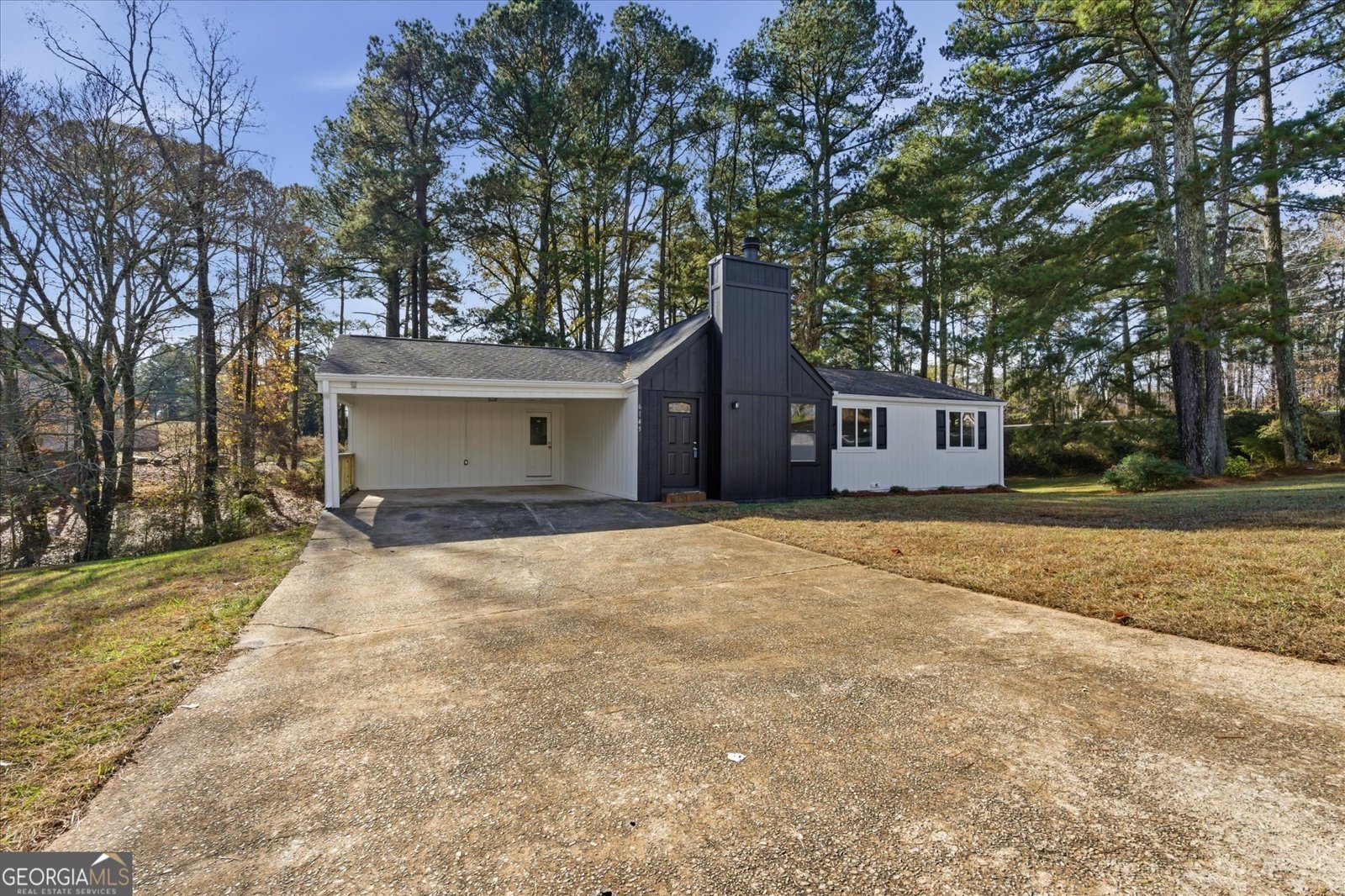 6145 Plumcrest Road Douglasville - 46