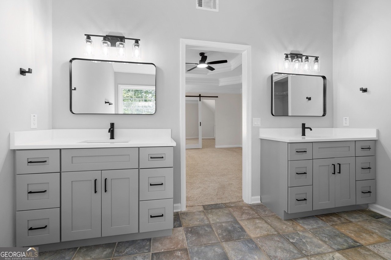 184 Corner Oak Court Waleska - 2