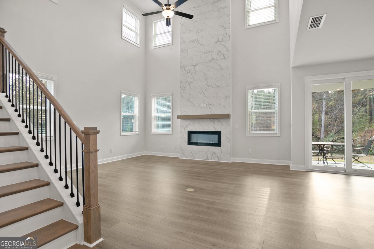 764 Clifftop Crossing Powder Springs - 14