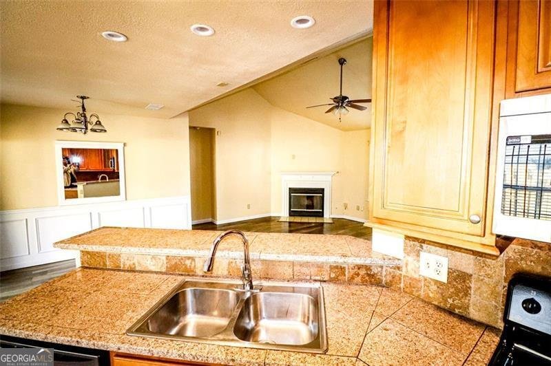 616 KILKENNY Circle Lithonia - 11