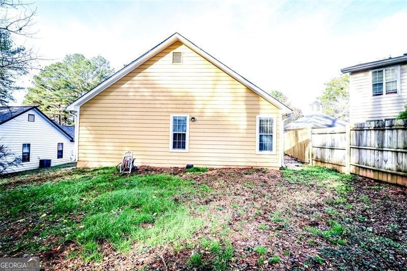 616 KILKENNY Circle Lithonia - 27