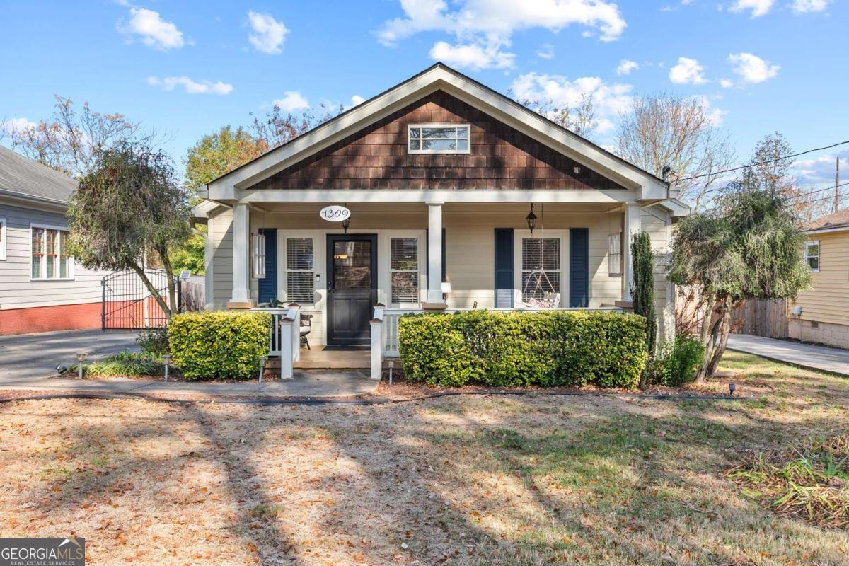 1309 Eubanks Avenue East Point - main photo