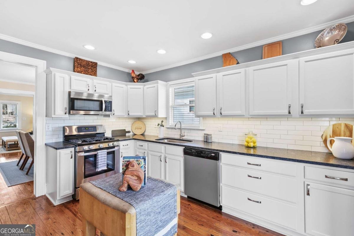 1309 Eubanks Avenue East Point - 10