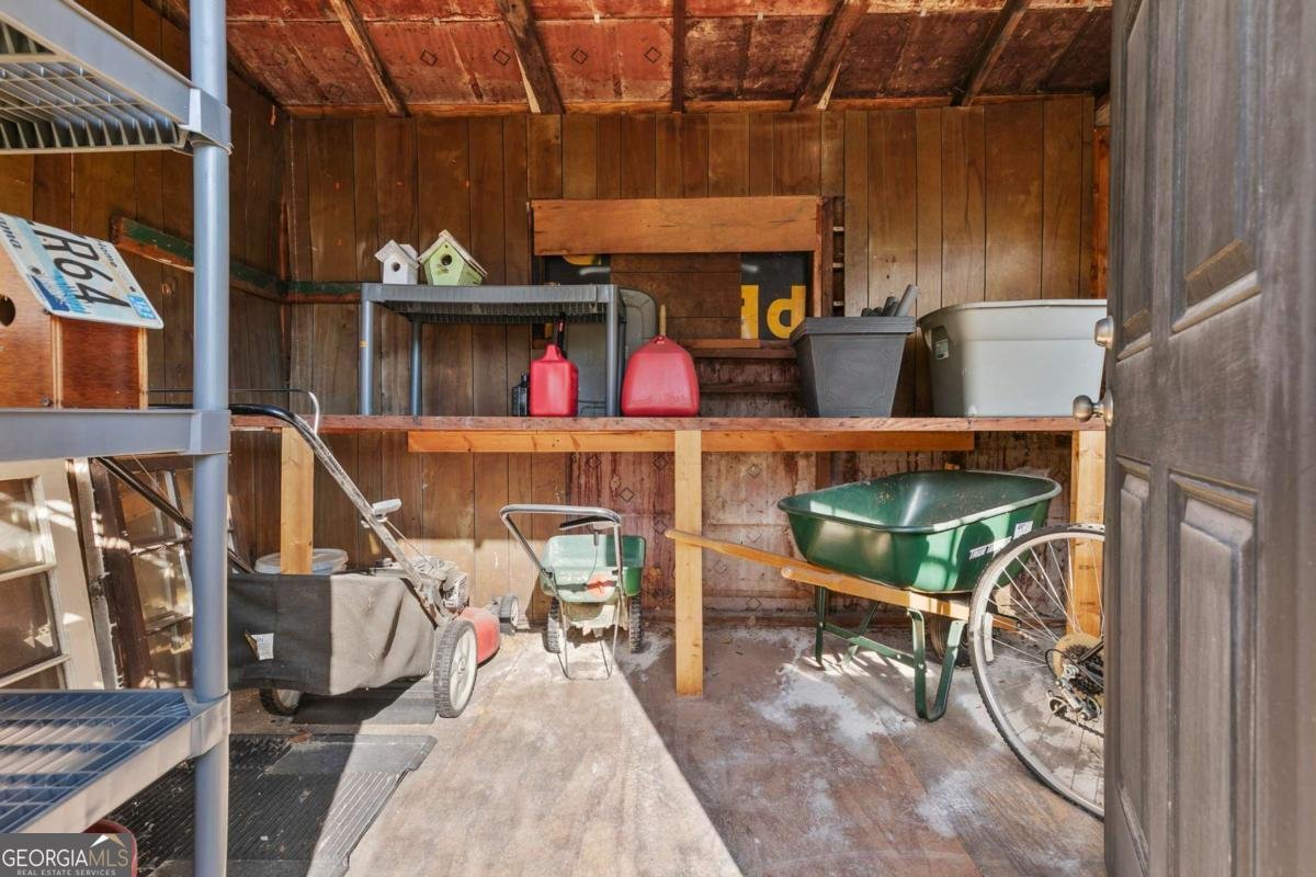 1309 Eubanks Avenue East Point - 29