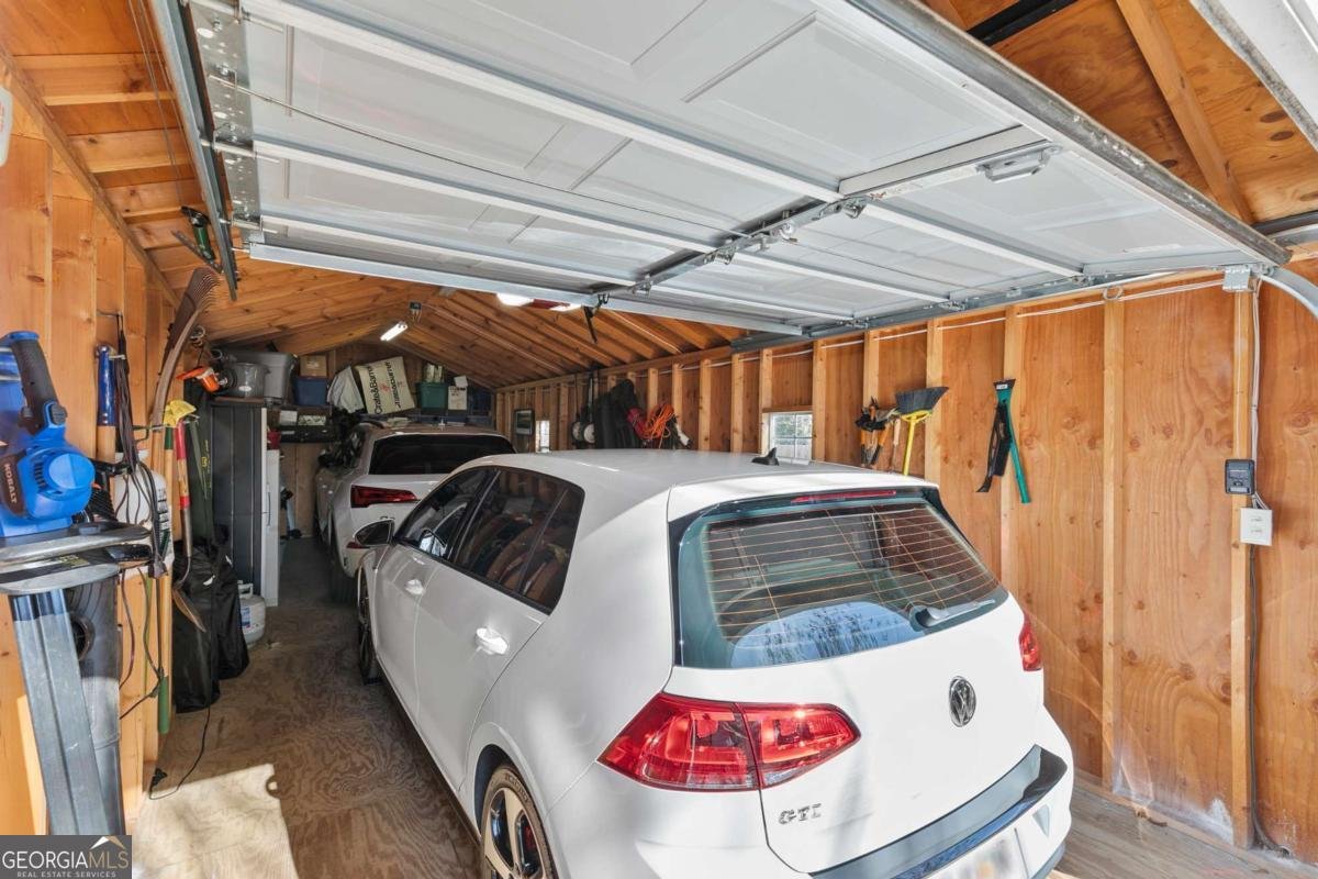 1309 Eubanks Avenue East Point - 33