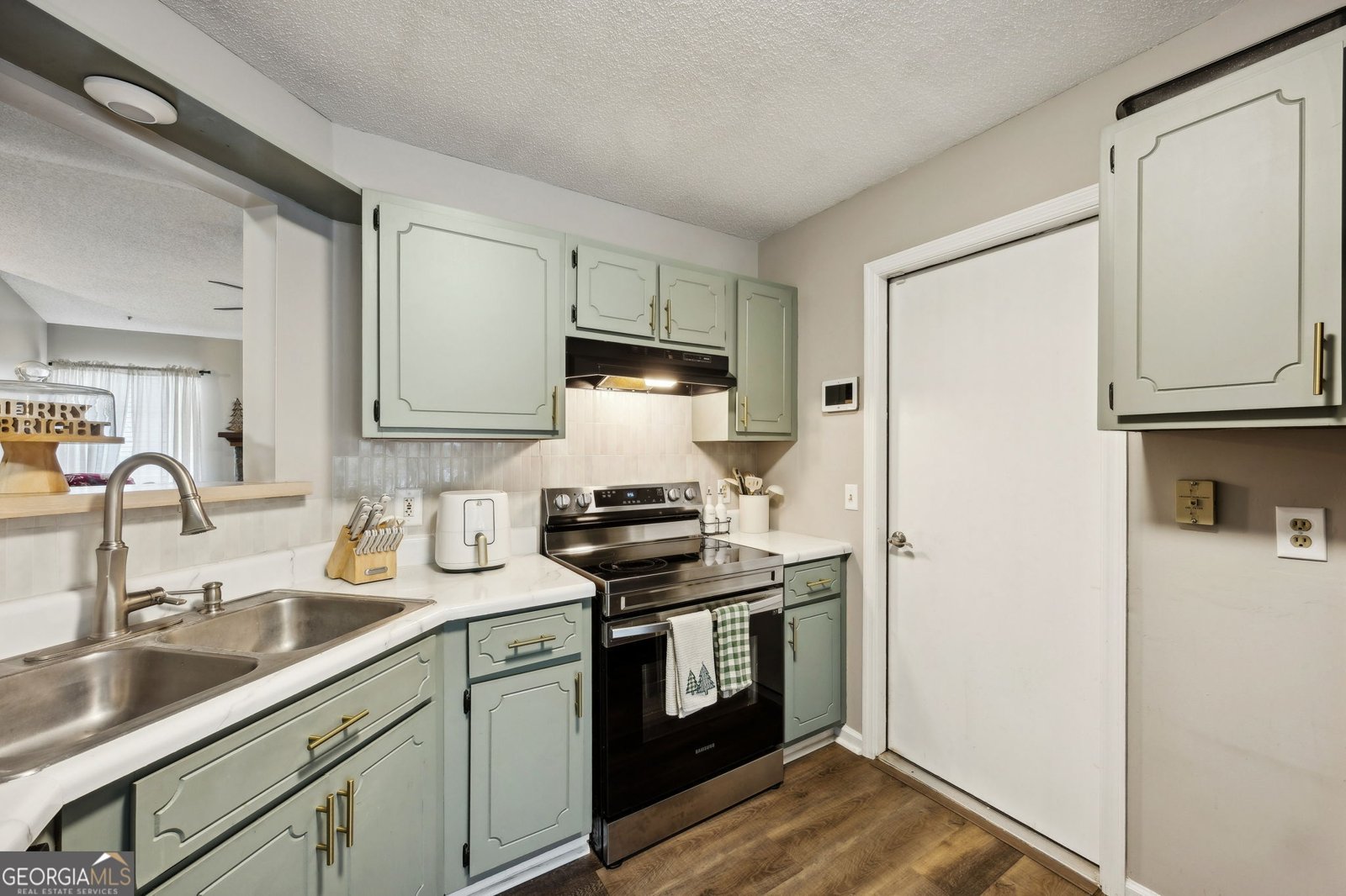 127 Chestnut Court Kingsland - 16