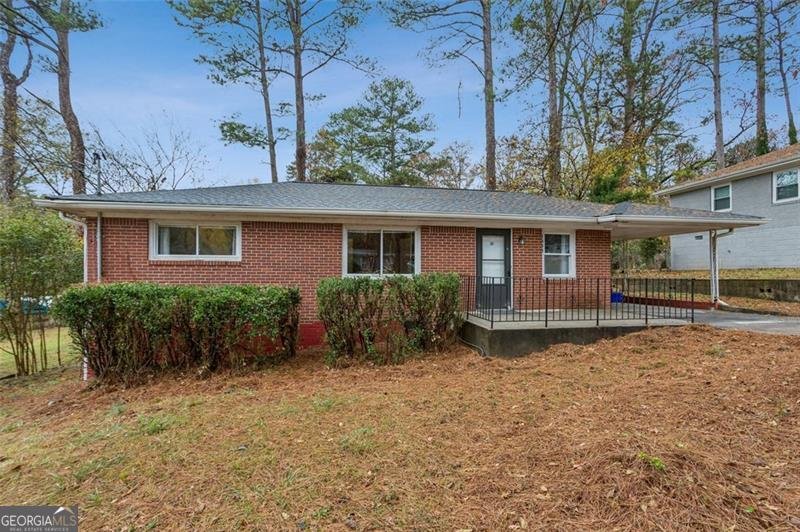 2883 Horse Shoe Drive Atlanta - 1
