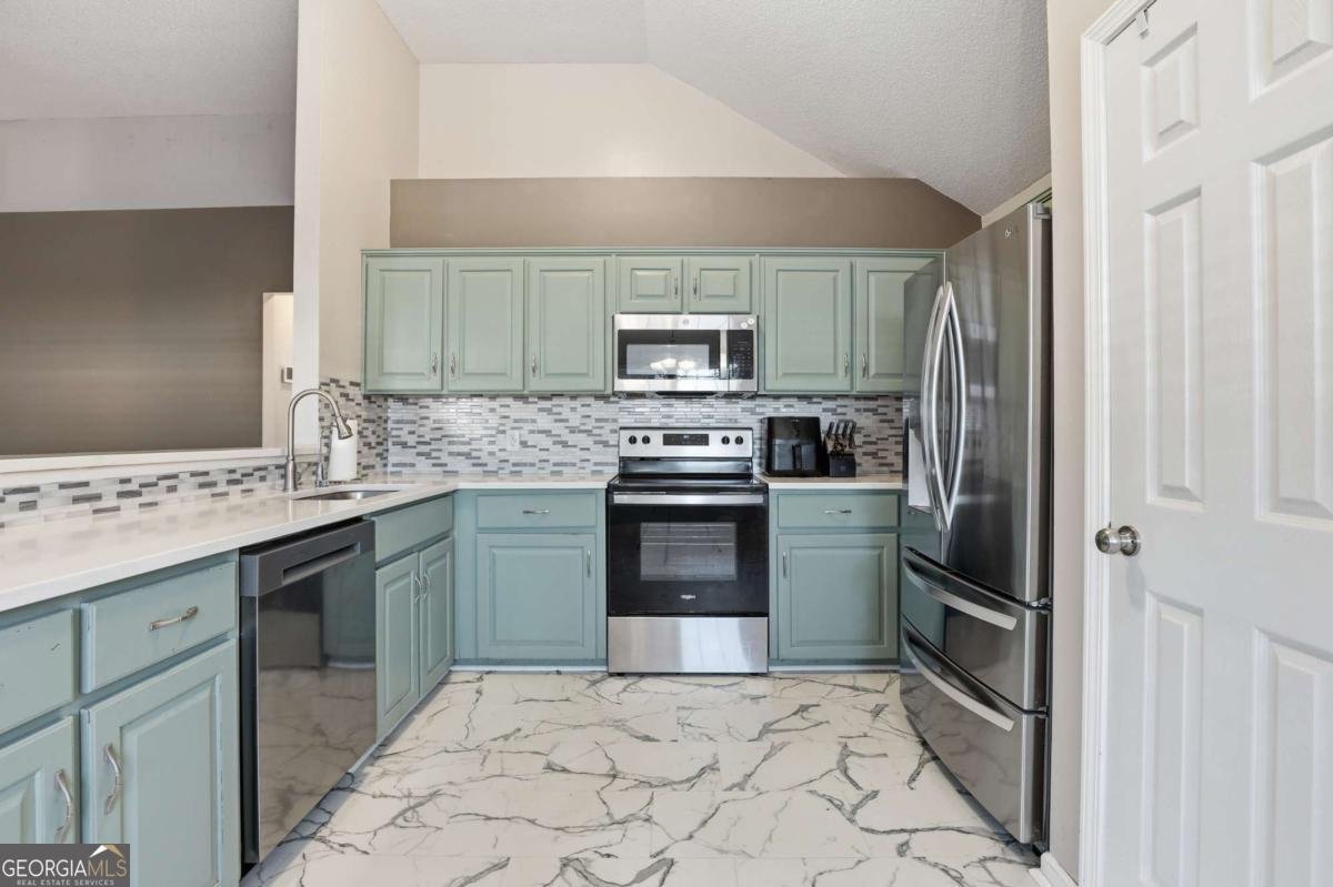 115 Aquinnah Drive Pooler - 10