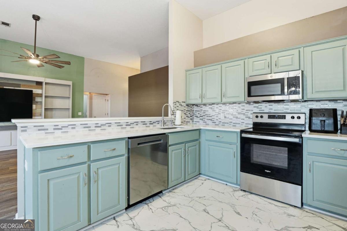 115 Aquinnah Drive Pooler - 11