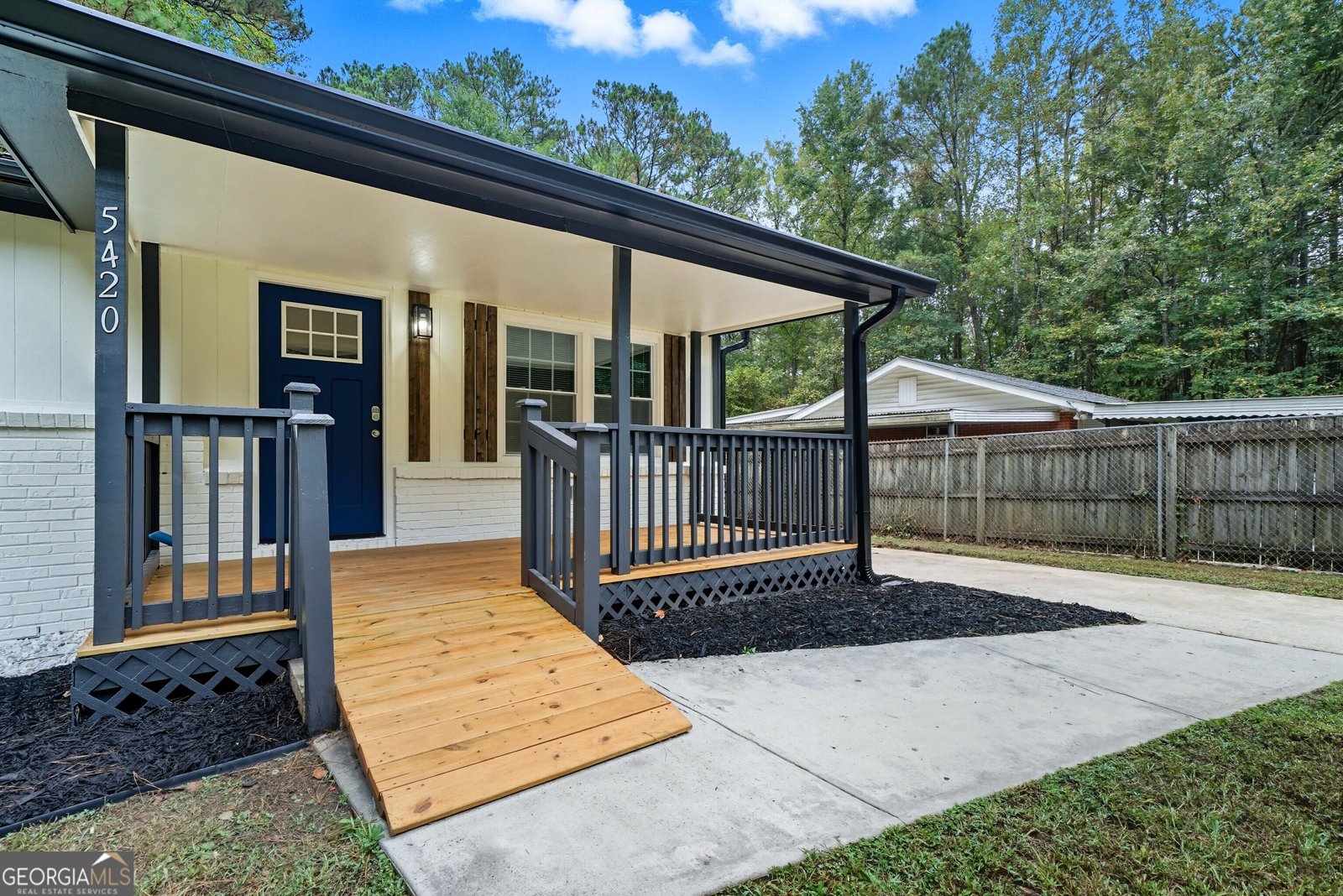 5420 Herndon Boulevard Morrow - 2