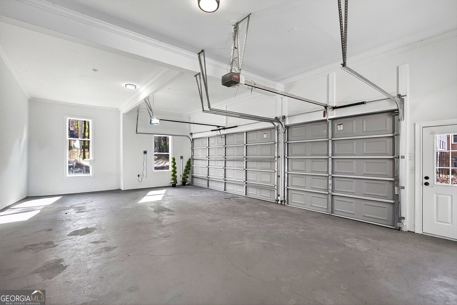 450 Birkdale Drive Fayetteville - 89