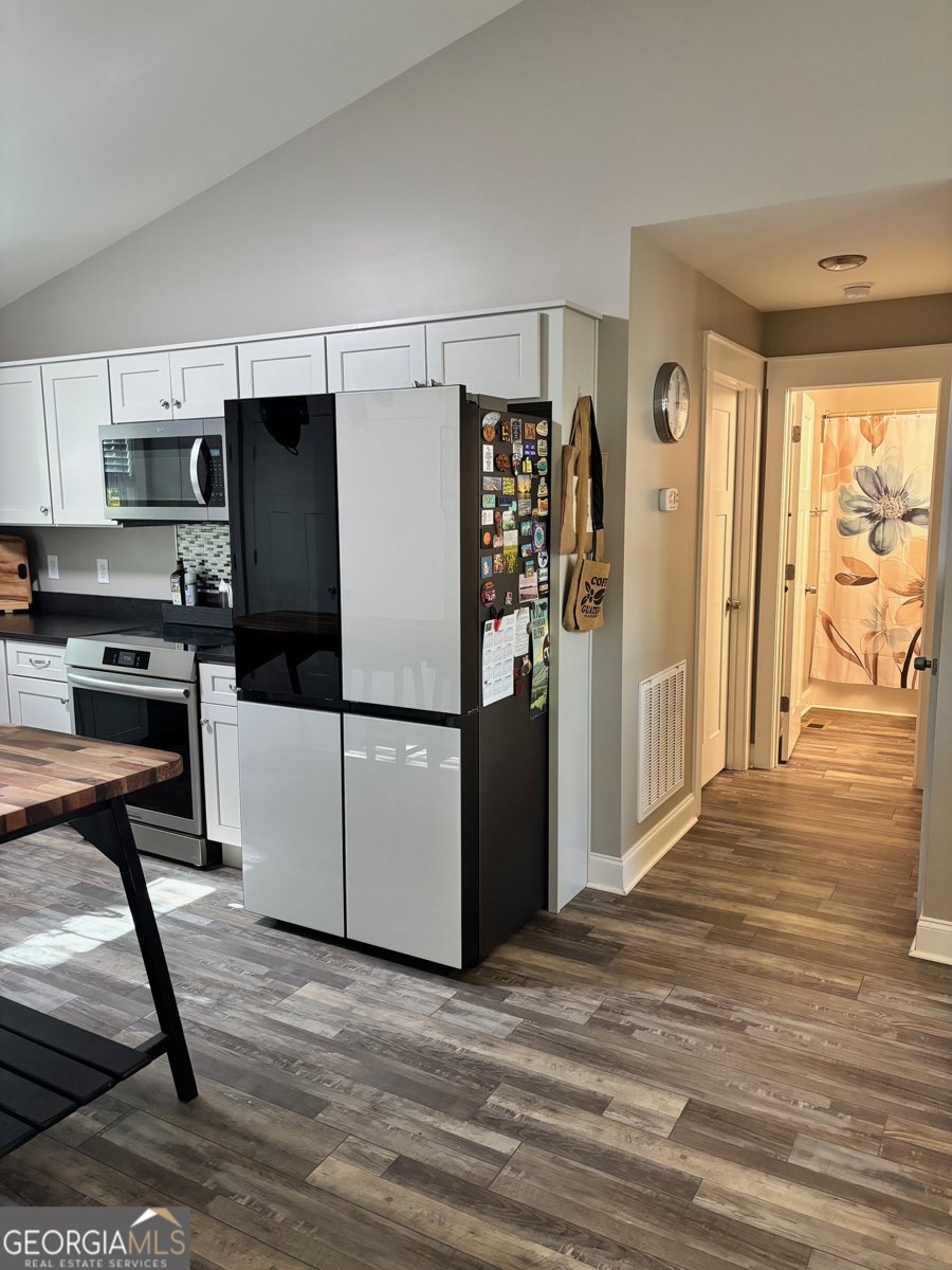 114 Roslyn Court Dalton - 8