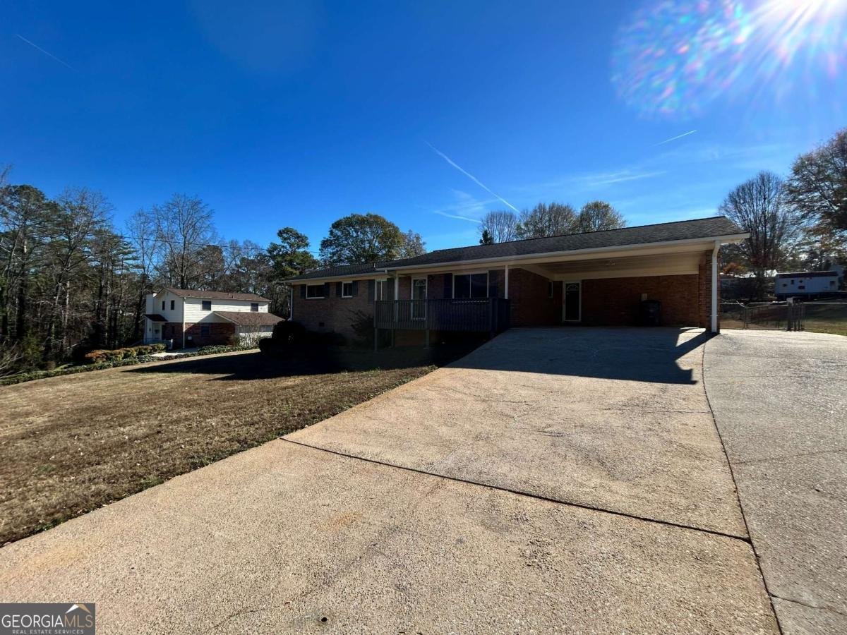 4642 Elmhurst Drive Douglasville - 1