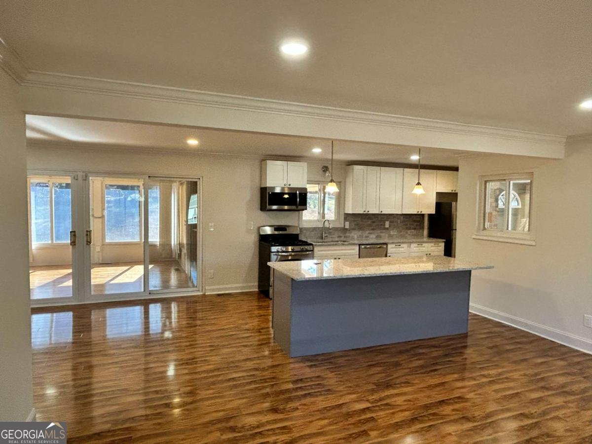 4642 Elmhurst Drive Douglasville - 37