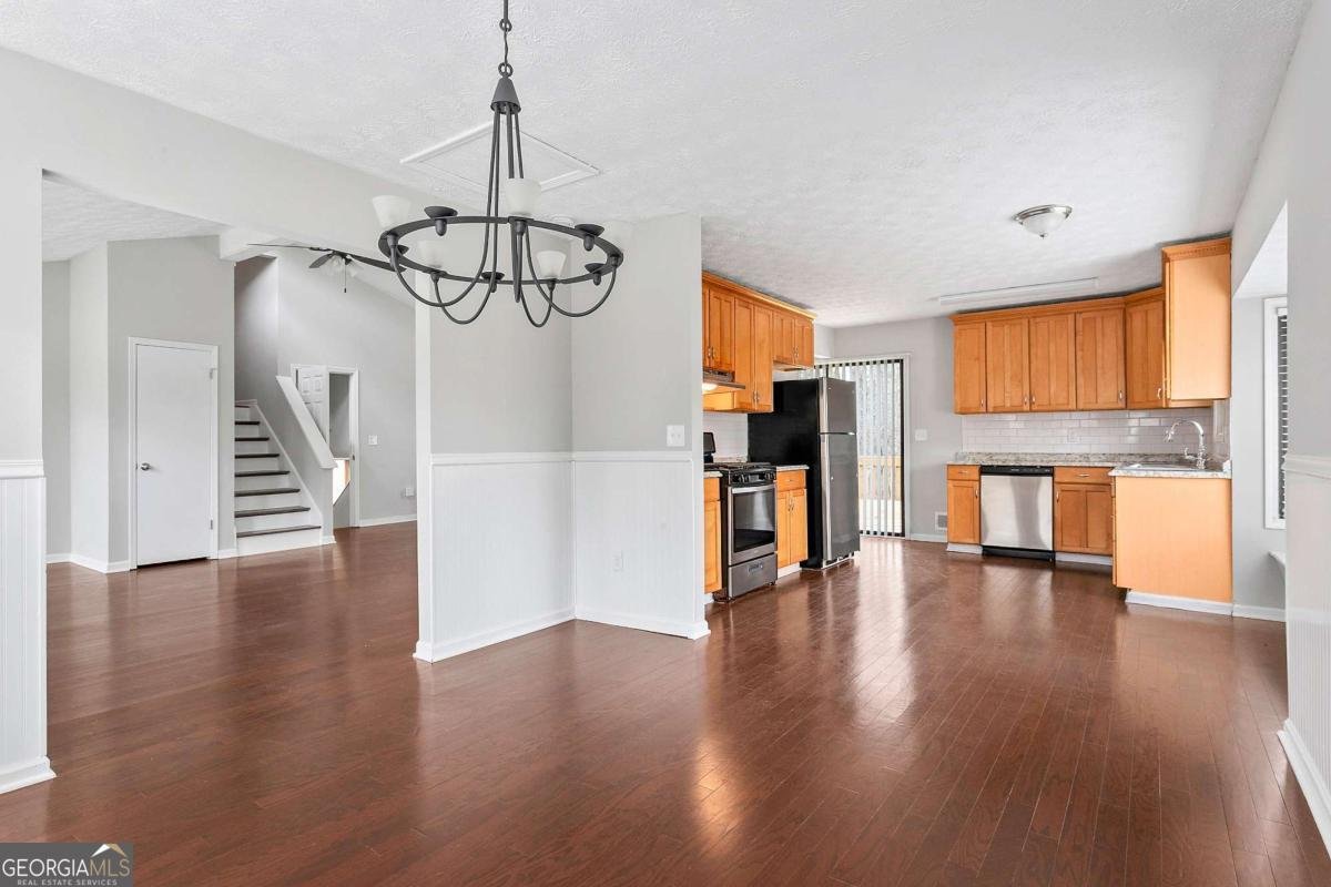 525 Magnolia Drive Woodstock - 5