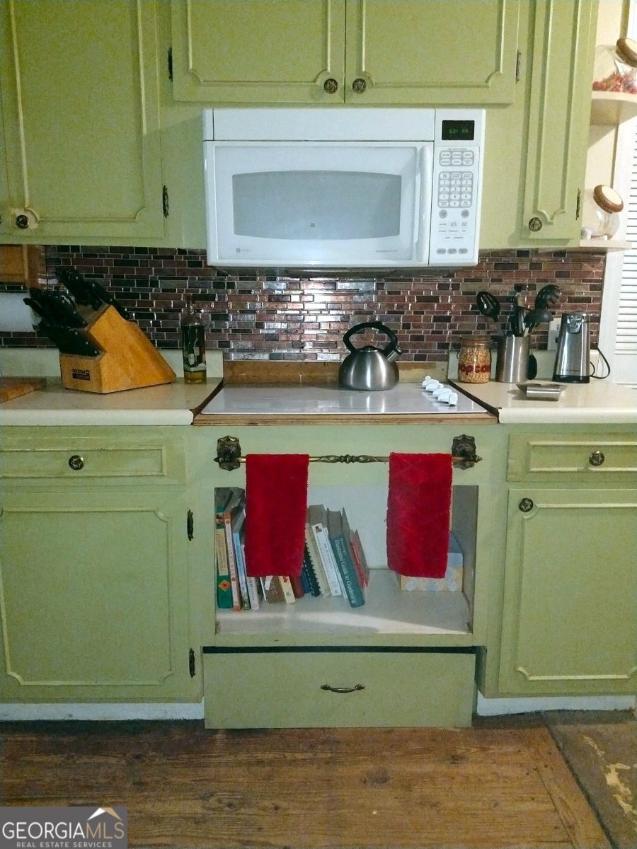 152 Main Street Gordon - 17