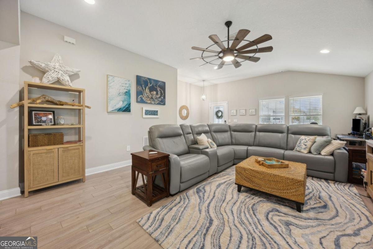 308 Nutgall Drive St. Marys - 16