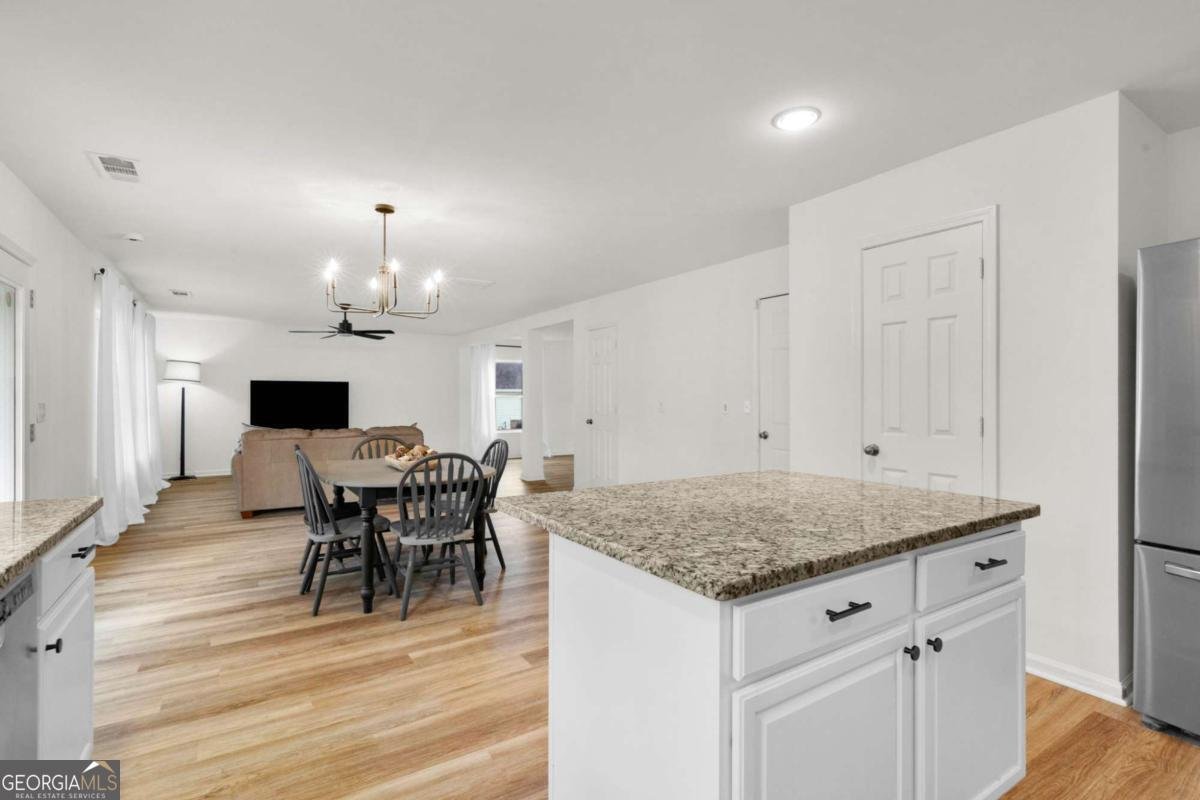 134 Cedar Bay Circle Dallas - 11