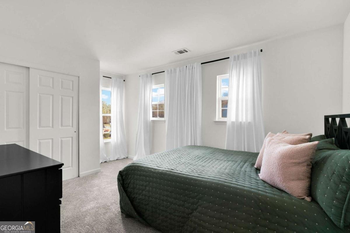 134 Cedar Bay Circle Dallas - 35