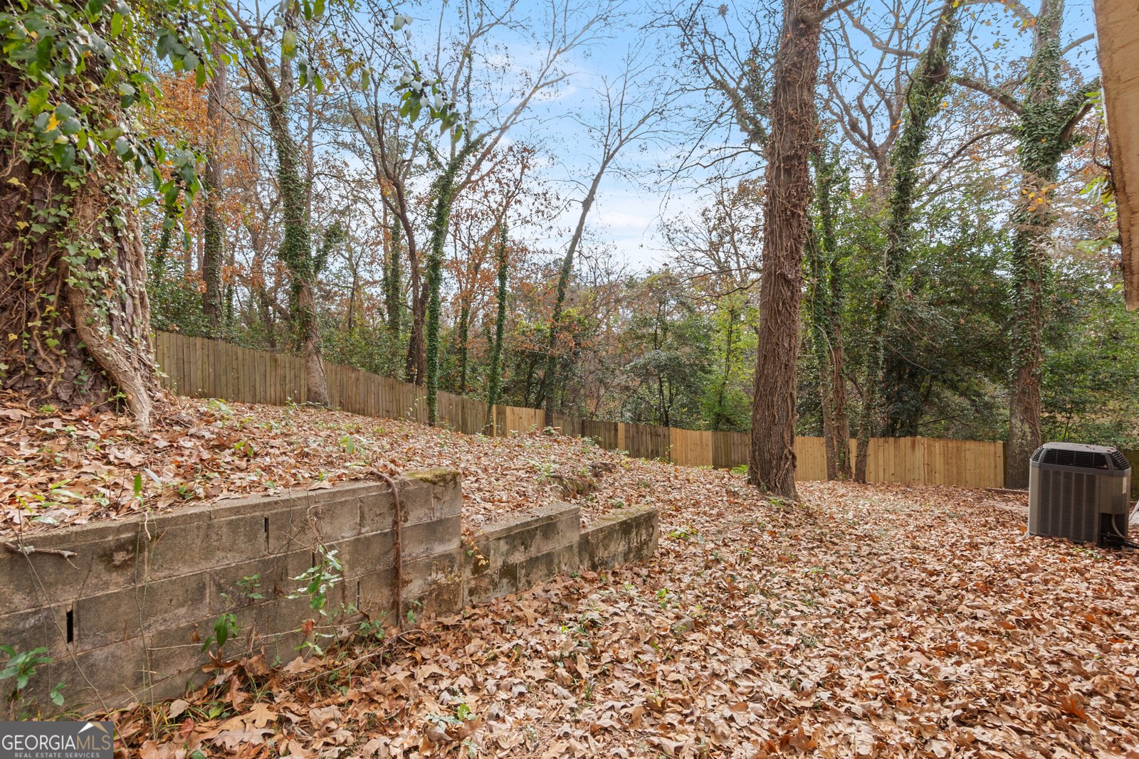 108 Woodsdale Drive Warner Robins - 33