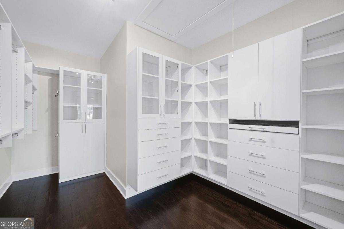 1888 Pointe Place Avenue Atlanta - 25