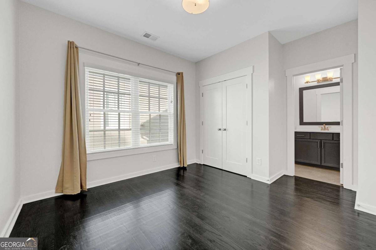 1888 Pointe Place Avenue Atlanta - 29